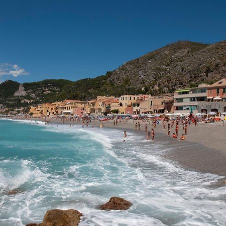 Fornaci 2 Rivieraholiday Pietra Ligure Exterior photo